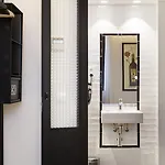 Praktik Vinoteca Отель