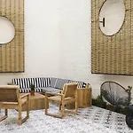 Отель Praktik Vinoteca