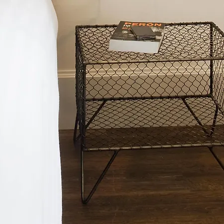 Praktik Vinoteca Hotel 3*