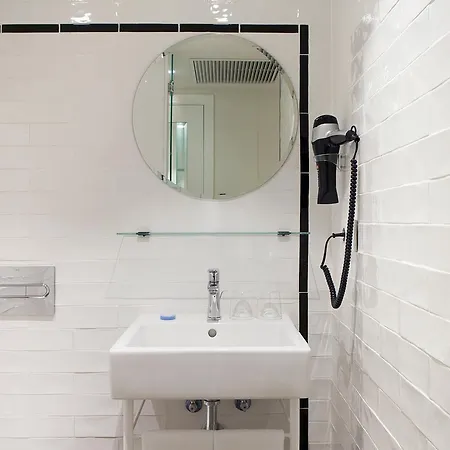 Hotel Praktik Vinoteca Barcellona